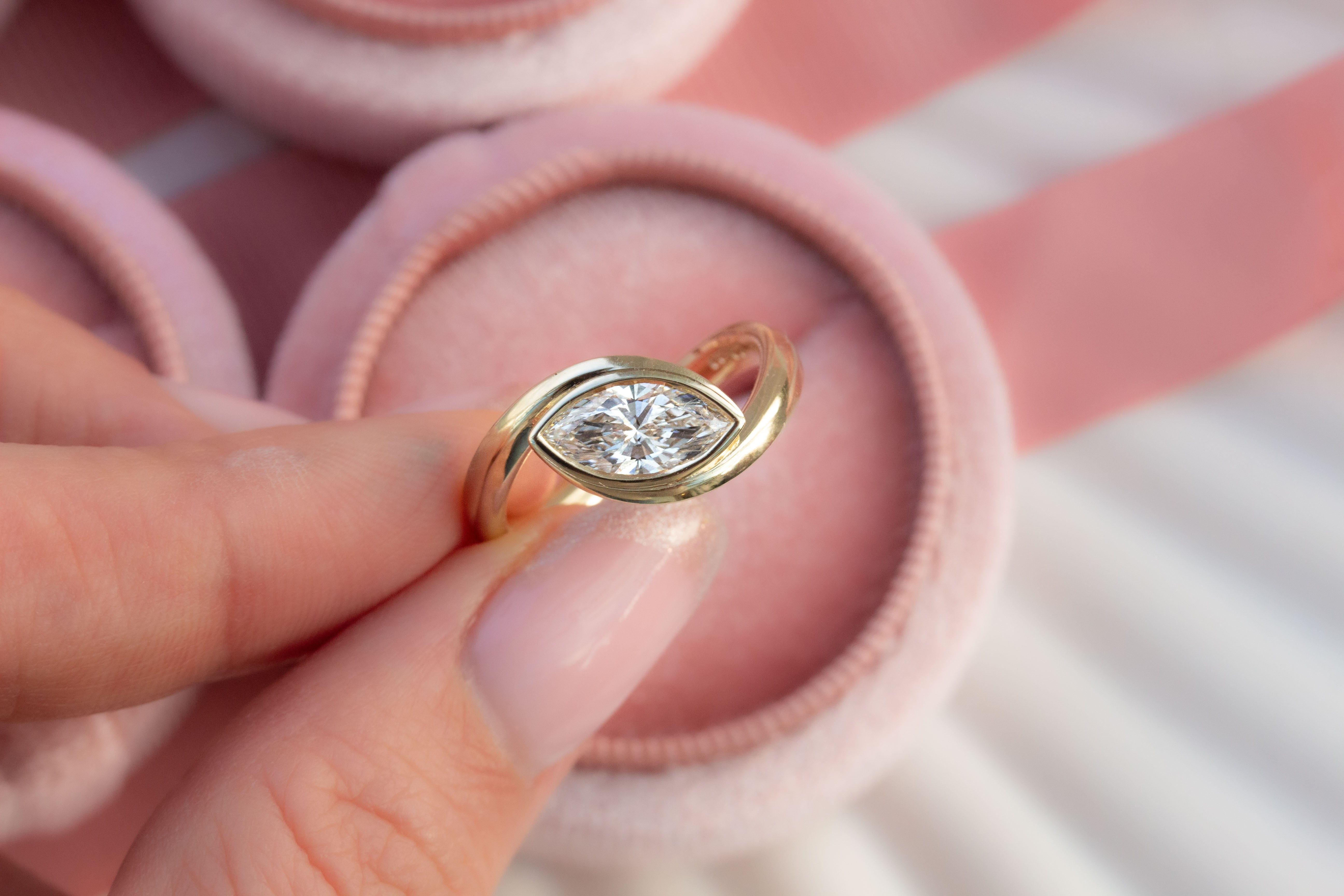 Clara Diamond Twist Ring