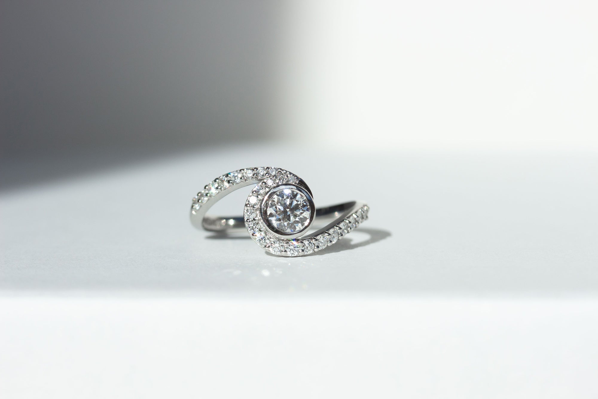 diamond wave ring in platinum