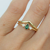 Skye V-Shape Ring in yellow gold