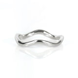 Dune Ring in White Gold